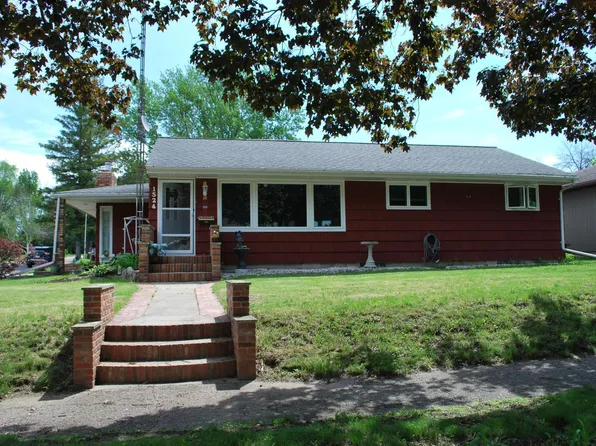 1524 N Park St, Fairmont, MN 56031