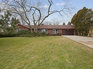 3776 N Bay Dr, Racine, WI 53402