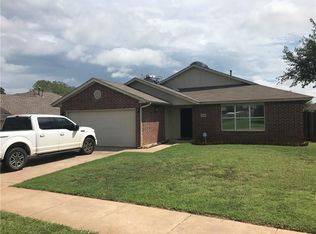 2816 Creekview Pl, Norman, OK 73071
