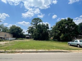 231 Dorries St, Biloxi, MS 39530