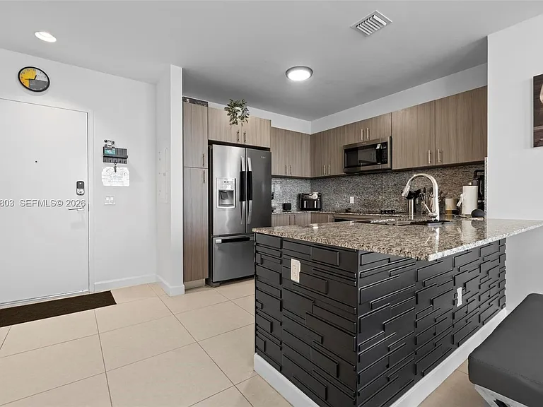 5350 NW 84th Ave #2013 — Photo 30