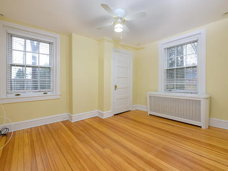 201 Pine Tree Rd — Photo 14