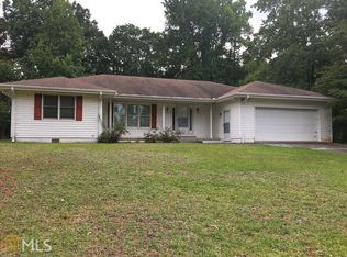 286 Beaver Brook Dr, Toccoa, GA 30577