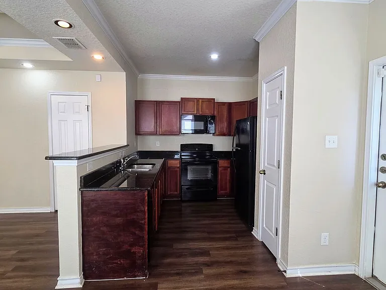 4916 Appleseed Ct — Photo 30