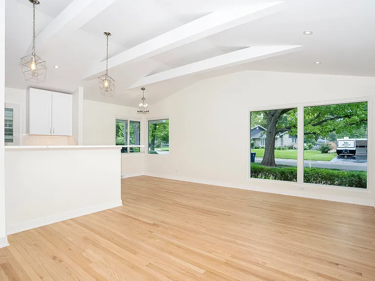 48 Oakwood Dr — Photo 3