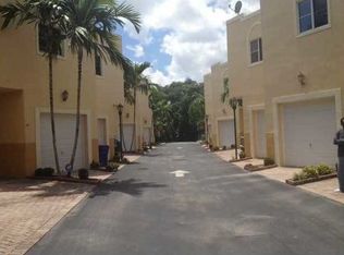 2925 SW 18th Ter, Fort Lauderdale, FL 33315