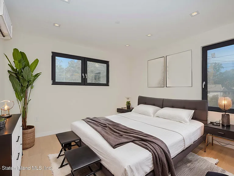 19-23 Foster Rd — Photo 19