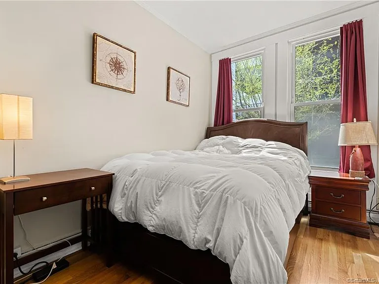 212 Wooster St #1 — Photo 8