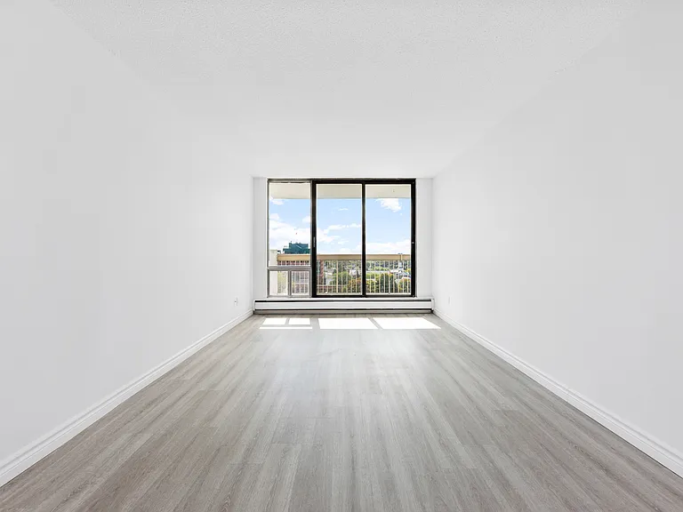 550 Langs Rd — Photo 9