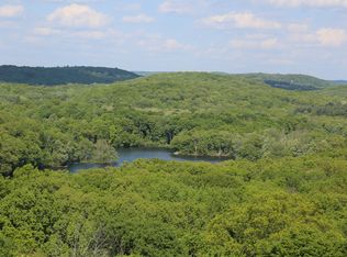 6 Caradon Ln, Katonah, NY 10536