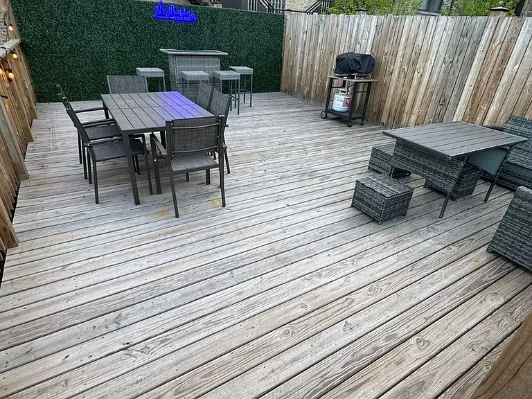 536 N Paulina St S — Photo 29