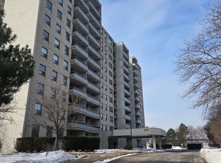 355 Rathburn Rd E #704, Mississauga, ON L4Z1H4