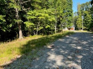 57 Honeysuckle Ct, Ellijay, GA 30540