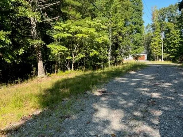 57 Honeysuckle Ct, Ellijay, GA 30540