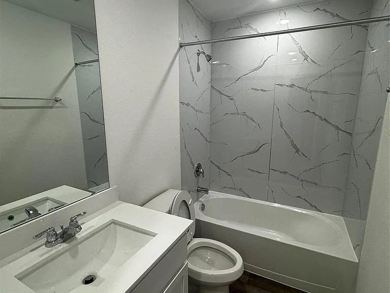 6107 Jasper Hill Dr — Photo 4