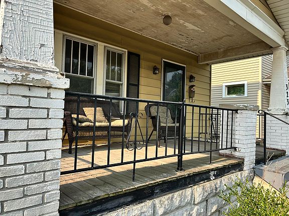 4th image of 323 Sheldon Ave