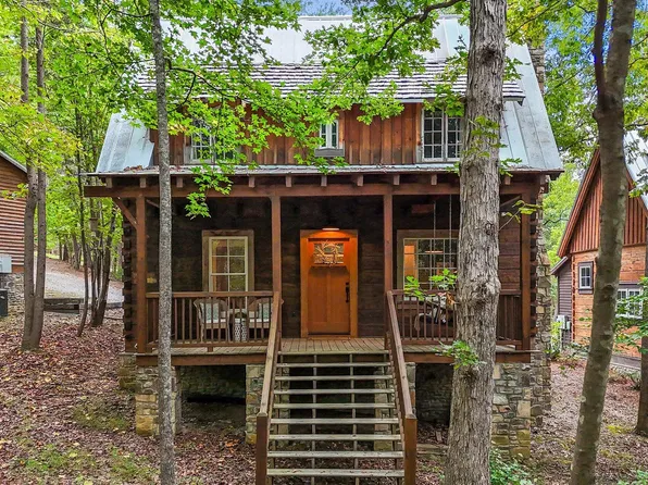 45 Valley Rim Dr, Chickamauga, GA 30707