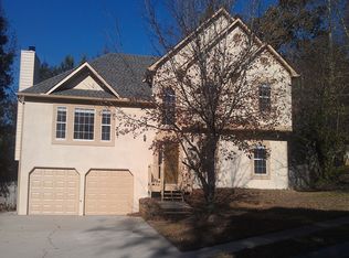 2062 Spicers Ln, Woodstock, GA 30189