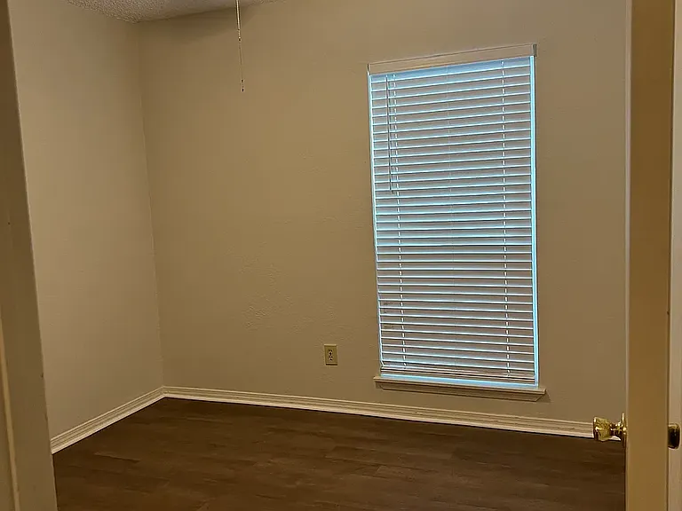 2529 Craig Ln — Photo 17