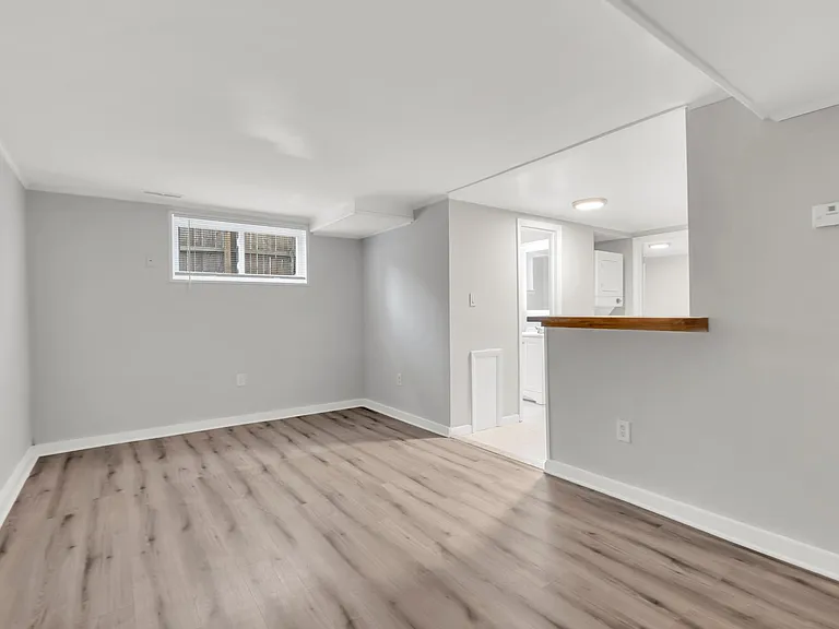 520 N Garfield St #1 — Photo 5