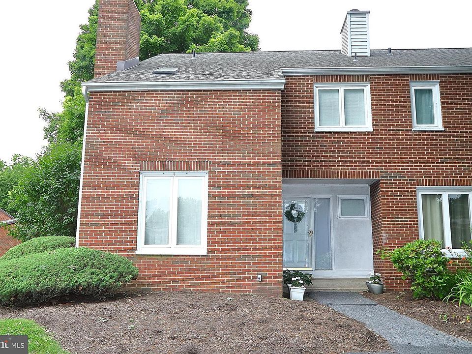 1st image of 10 Cedar Ln