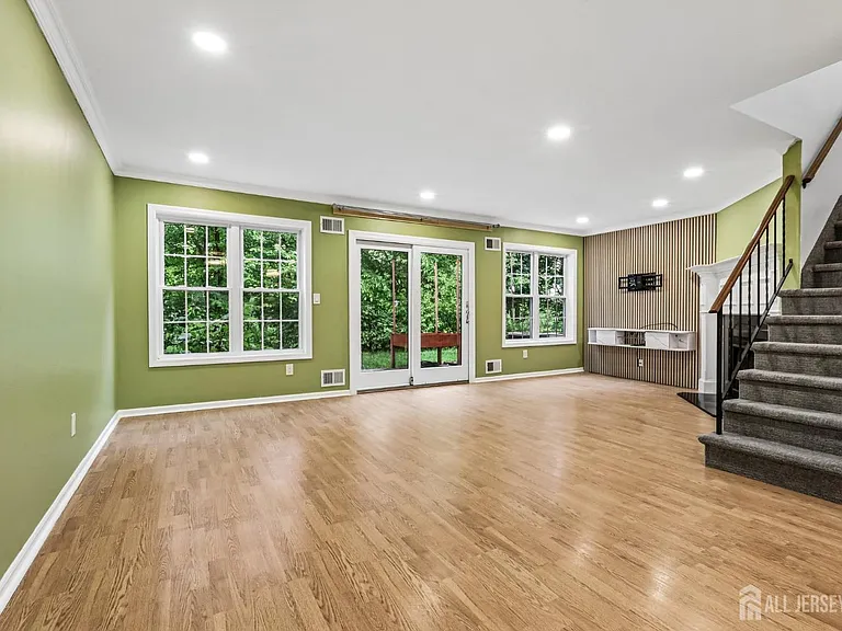 20 Palm Ct — Photo 12