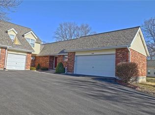 349 Windsor Pl, Saint Peters, MO 63376