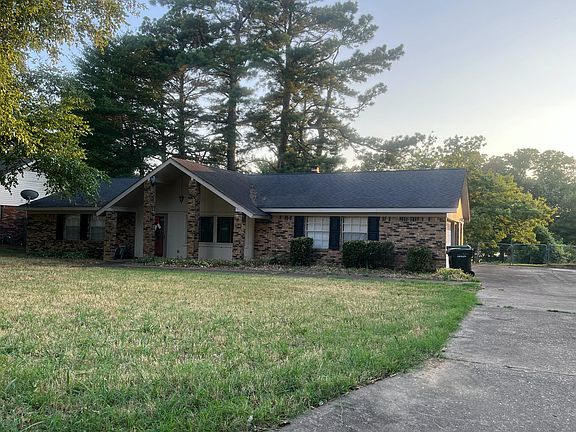 2nd image of 8519 Lake Shore Dr W