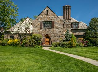 51 Shore Dr, Larchmont, NY 10538