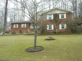 170 Wheeler Dr, Oliver Springs, TN 37840