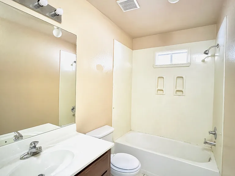 1409 Prosperity Dr #4 — Photo 13