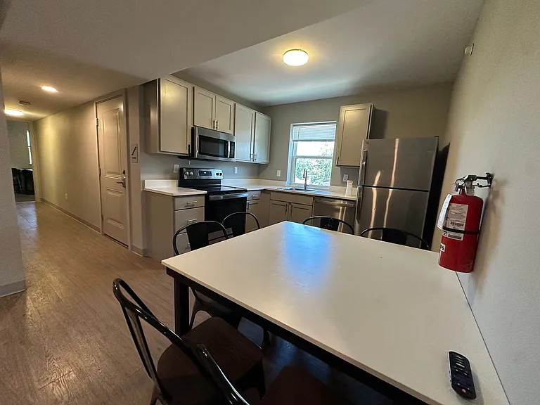 126 College Ave — Photo 34
