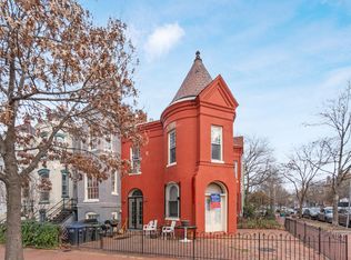 101 8th St NE #2, Washington, DC
