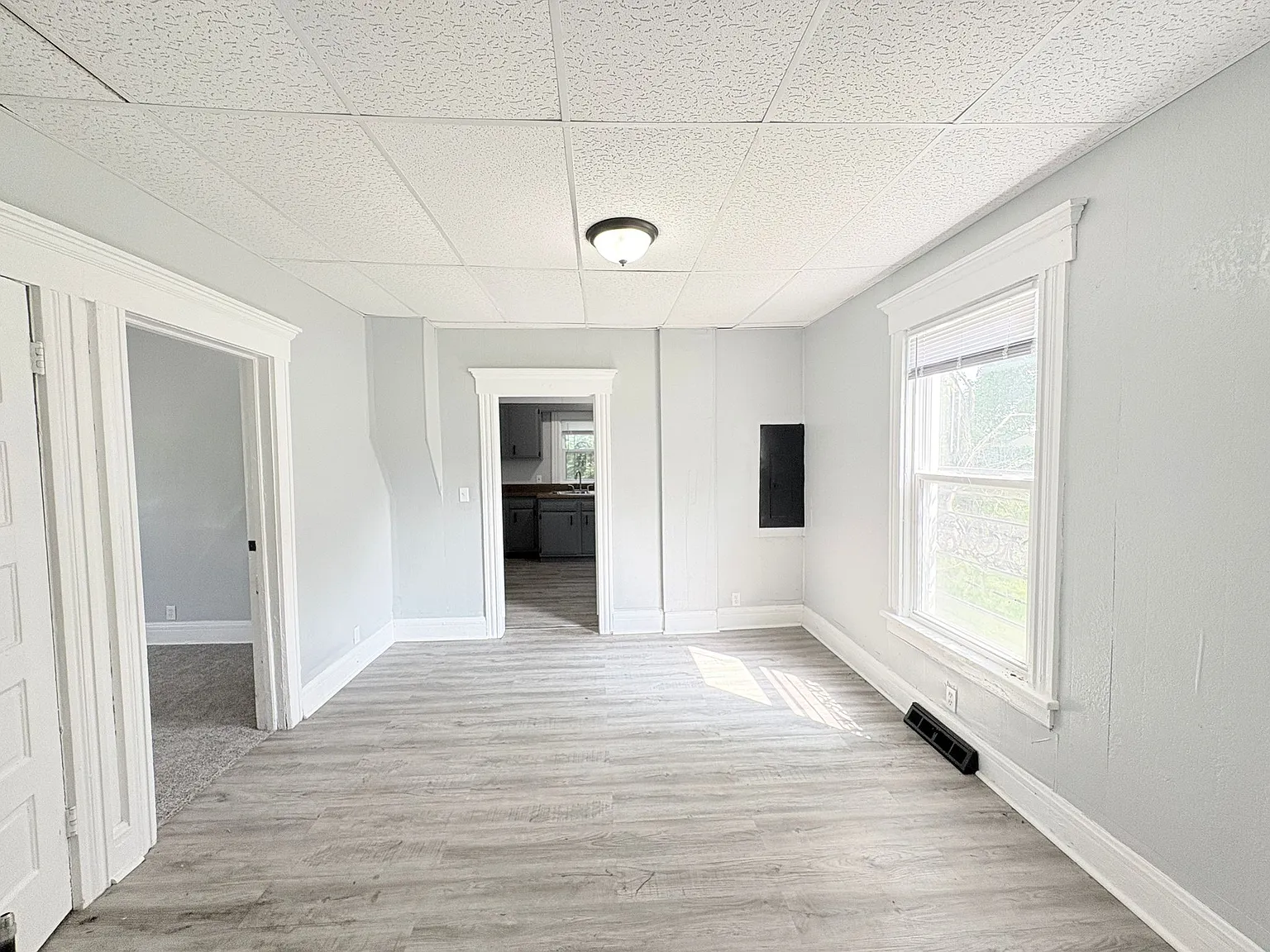 4 bed, 1193 sqft, $1,325 — Photo 3