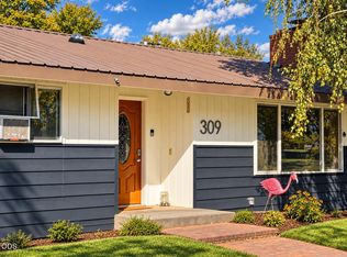 309 NW 9th St, Redmond, OR 97756