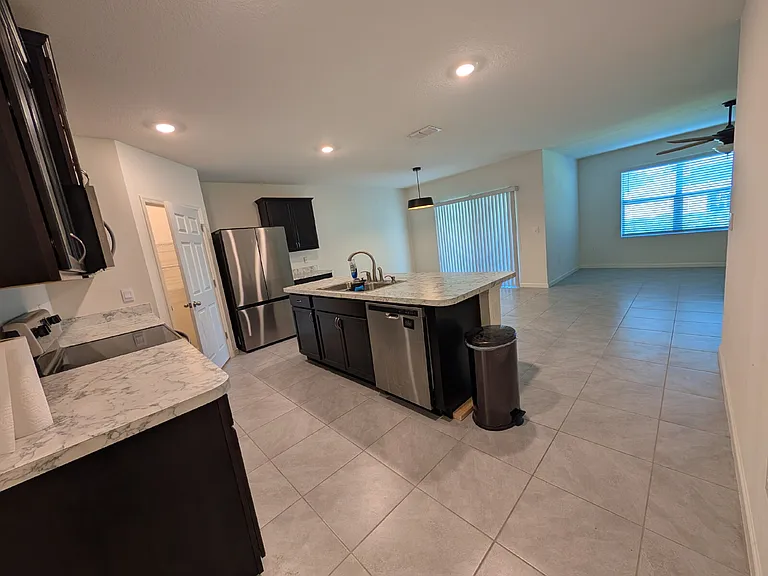 1606 Degroodt Rd SW — Photo 5