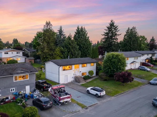 8237 Viola Pl, Mission, BC V2V 5P3