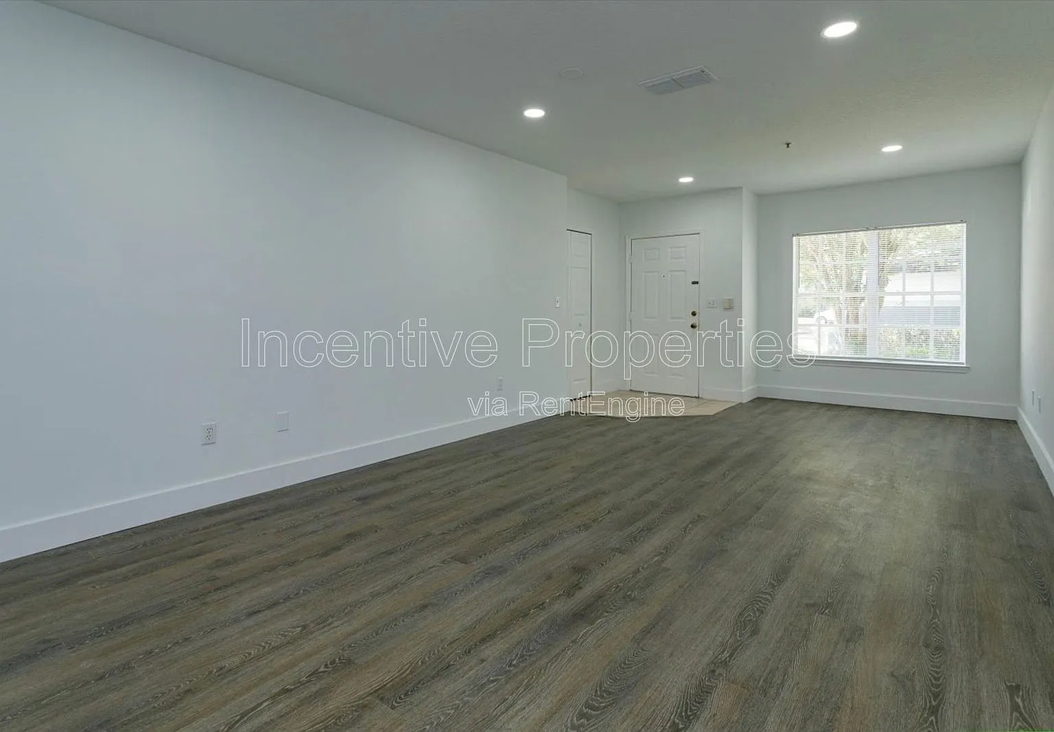 1 bed, 1.0 bath, 729 sqft, $1,350 — Photo 4