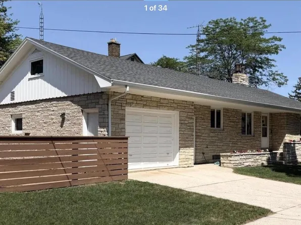 1504 Philippen STREET, Manitowoc, WI 54220