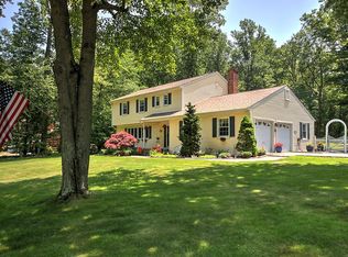 30 Pambar Rd, Trumbull, CT 06611
