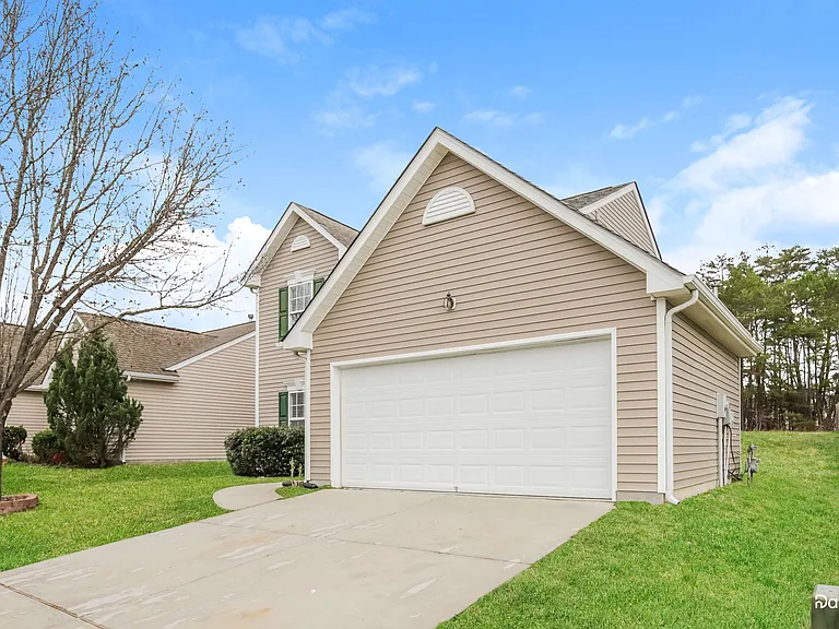 788 Avalon Springs Ct — Photo 2
