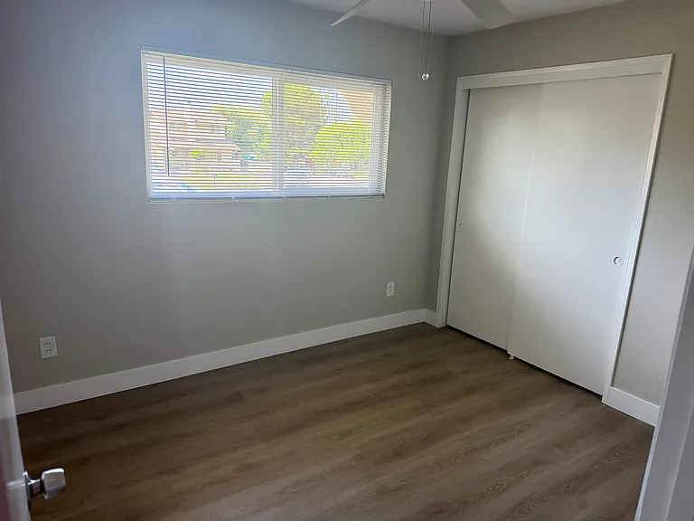 4104 Coronado Ave — Photo 9
