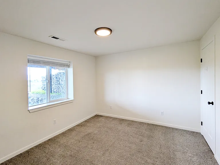 131 Rimrock Ct — Photo 28
