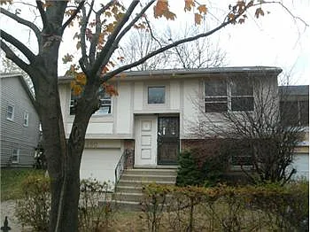 21480 Peterson Ave photo 1