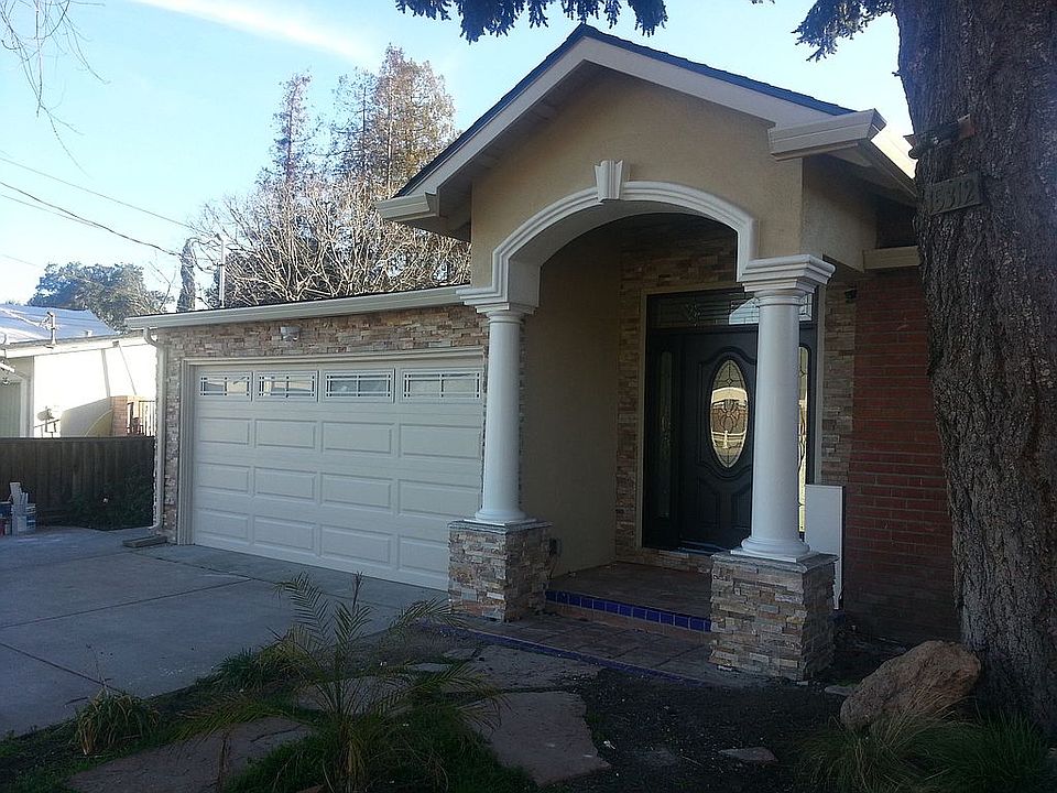 1st image of 15312 Charlotte Ave
