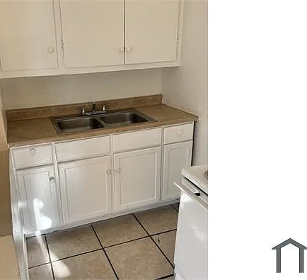 1118 Laurel Ave — Photo 12