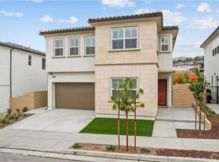 19179 Merryweather Dr, Saugus, CA 91350