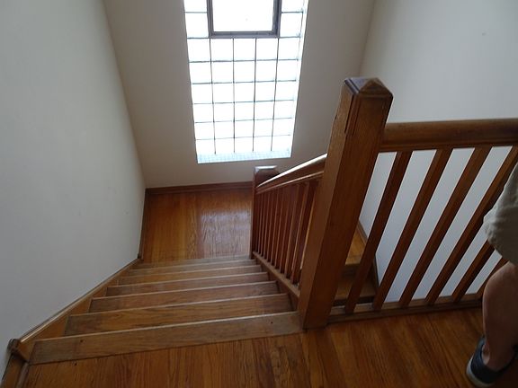3rd image of 7915 W Belmont Ave