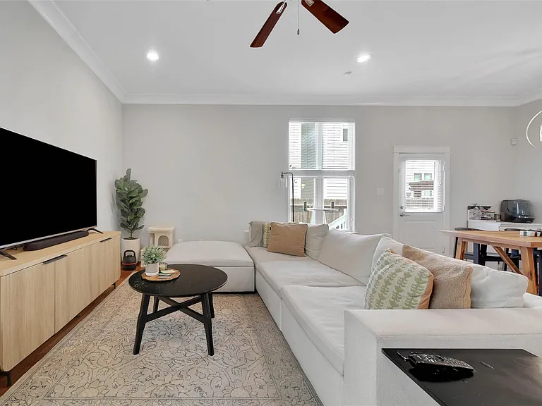 1808 Napa Creek Ln — Photo 6