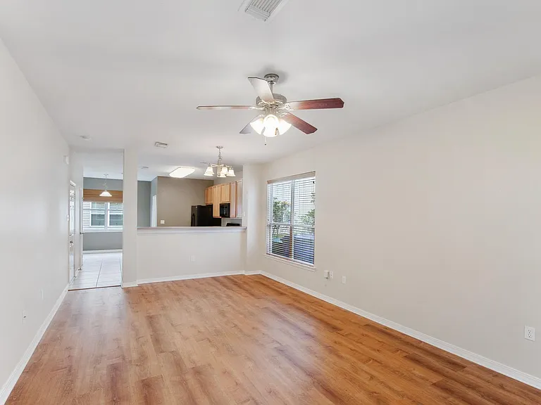 3096 Dundee Loop S — Photo 3